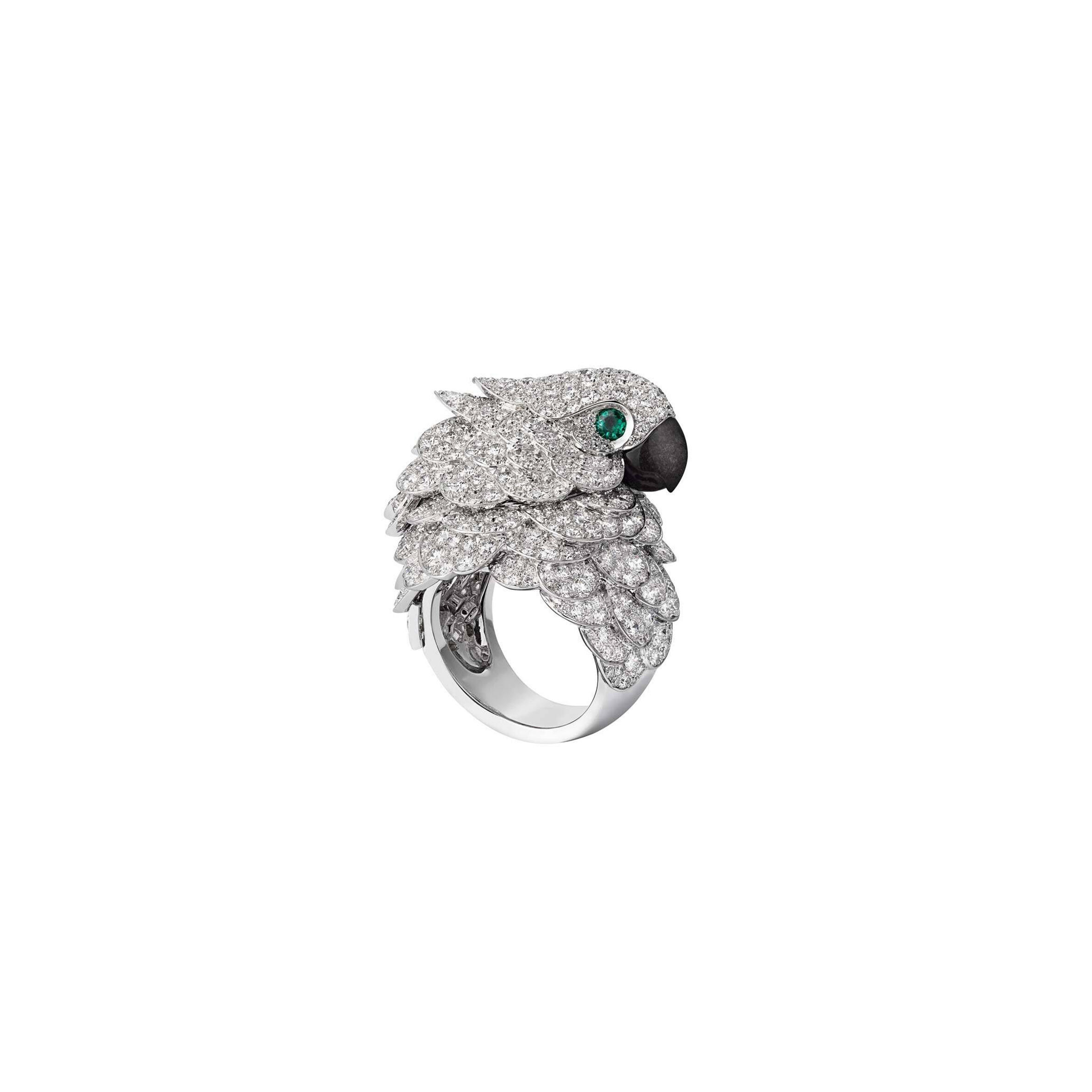 CARTIER EMERALD AND ONYX PARROT RING BY CARTIER 